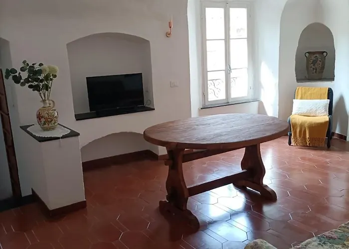 House Of The Arches